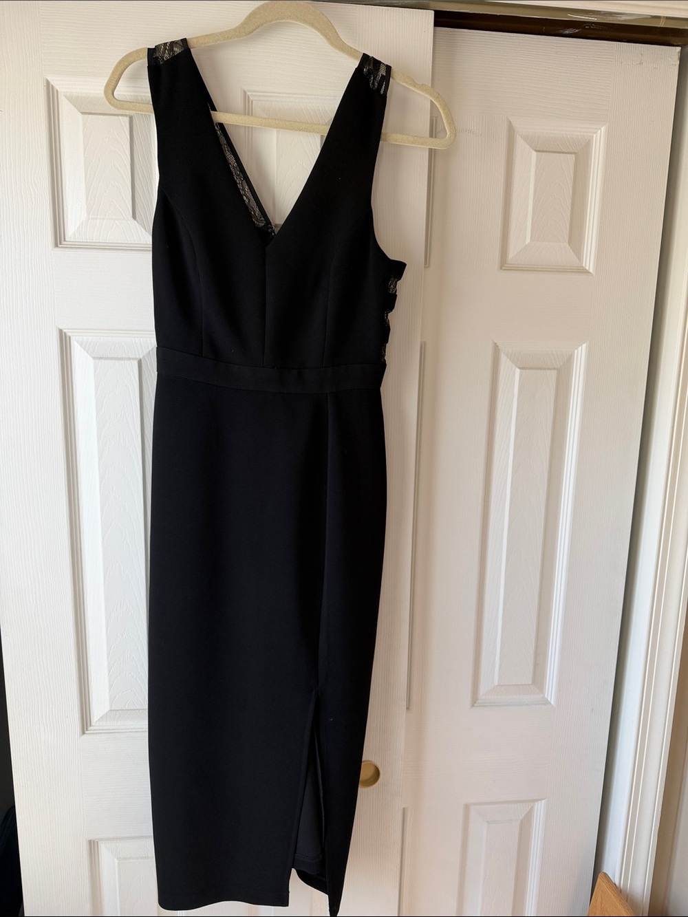 BCBGeneration Black V-Neck Midi Dress with Side Slit